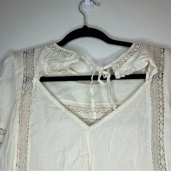 American Eagle Ivory Cotton Lace Fringe Boho Top XS NWT - Picture 4 of 7